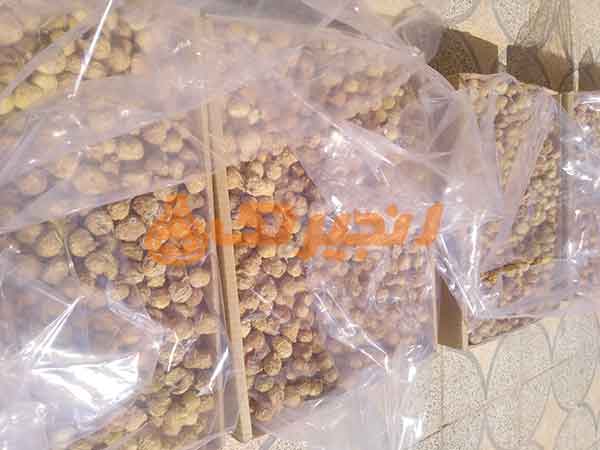 اگر در زمینه خرید و فروش خشکبار فعالیت تخصصی دارید احتمالا نام انجیر نی ریز را به وفور شنیده اید. خرید انجیر نی ریز به دلیل کیفیت بالایی که محصولات این منطقه دارد، نسبت به سایر استان های کشور بیشتر است. به طور کلی استان فارس برای تولید محصولات کشاورزی با کیفیت، استانداردهای لازم را دارد. در این استا ...